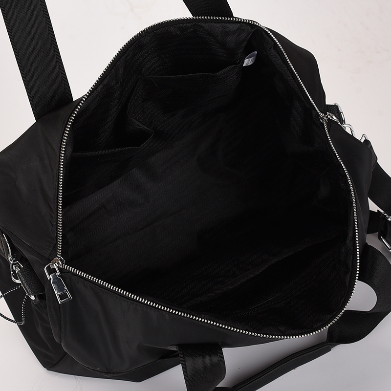 P Sac polochon design pour femmes hommes sacs de sport Sport voyage sac à main grande capacité sacs à main Duffle sac à main de mode 389132644