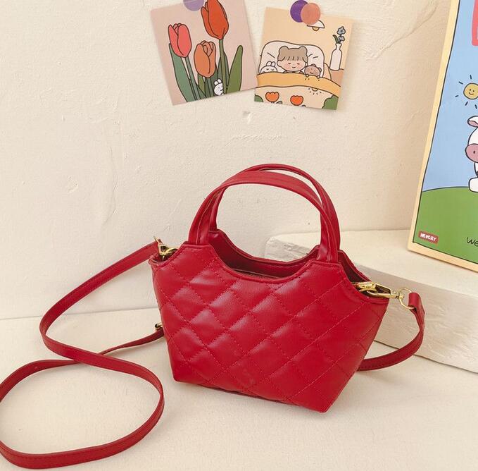 Kids letter PU Leather handbag 2023 designerssSingle-shoulder Bags children lattice princess crossbody bag factory supply