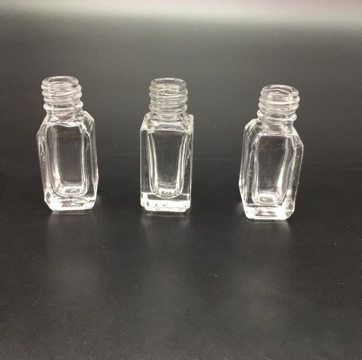 Botella de esmalte de uñas vacía de 5 ml al por mayor para envases de cosméticos Botellas de uñas Botella de vidrio vacía con cepillo SN635