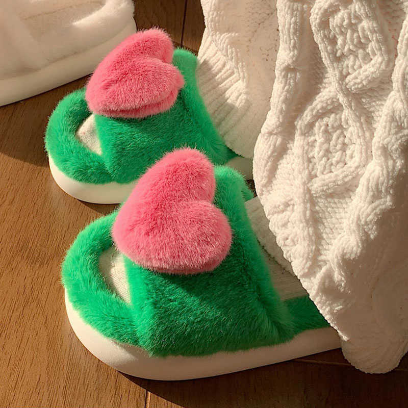 Tofflor grossist fluffy päls päls tjock plattform hem kvinnor vinter varm plysch glider kärlek hjärtflip flops inomhus hus skor y2302