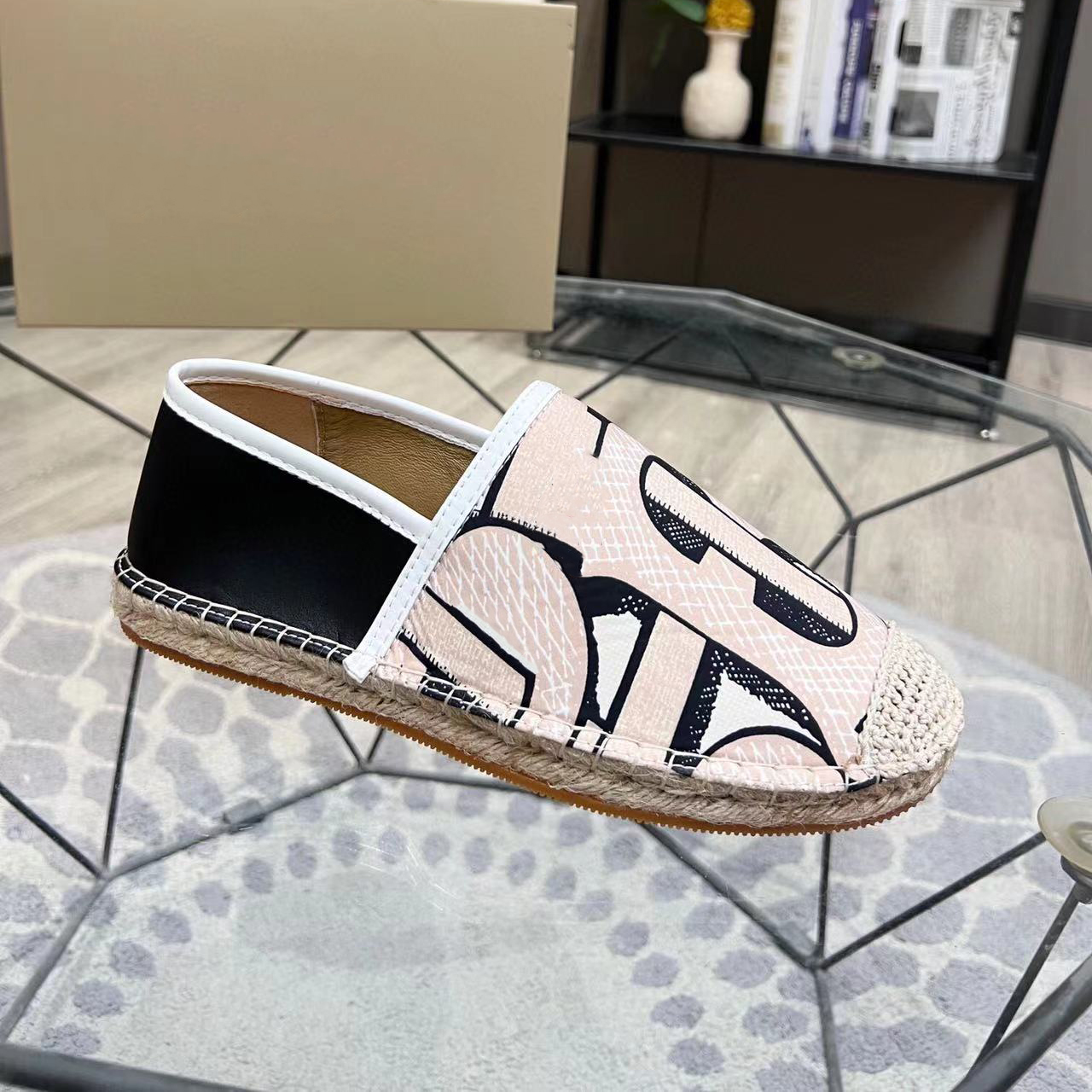 Luxury Casual Women Shoes Espadrilles Summer Designers Ladies Flat Beach Half Slippers Fashion Woman Loafers Fisherman Canvas Shoe With Box Size