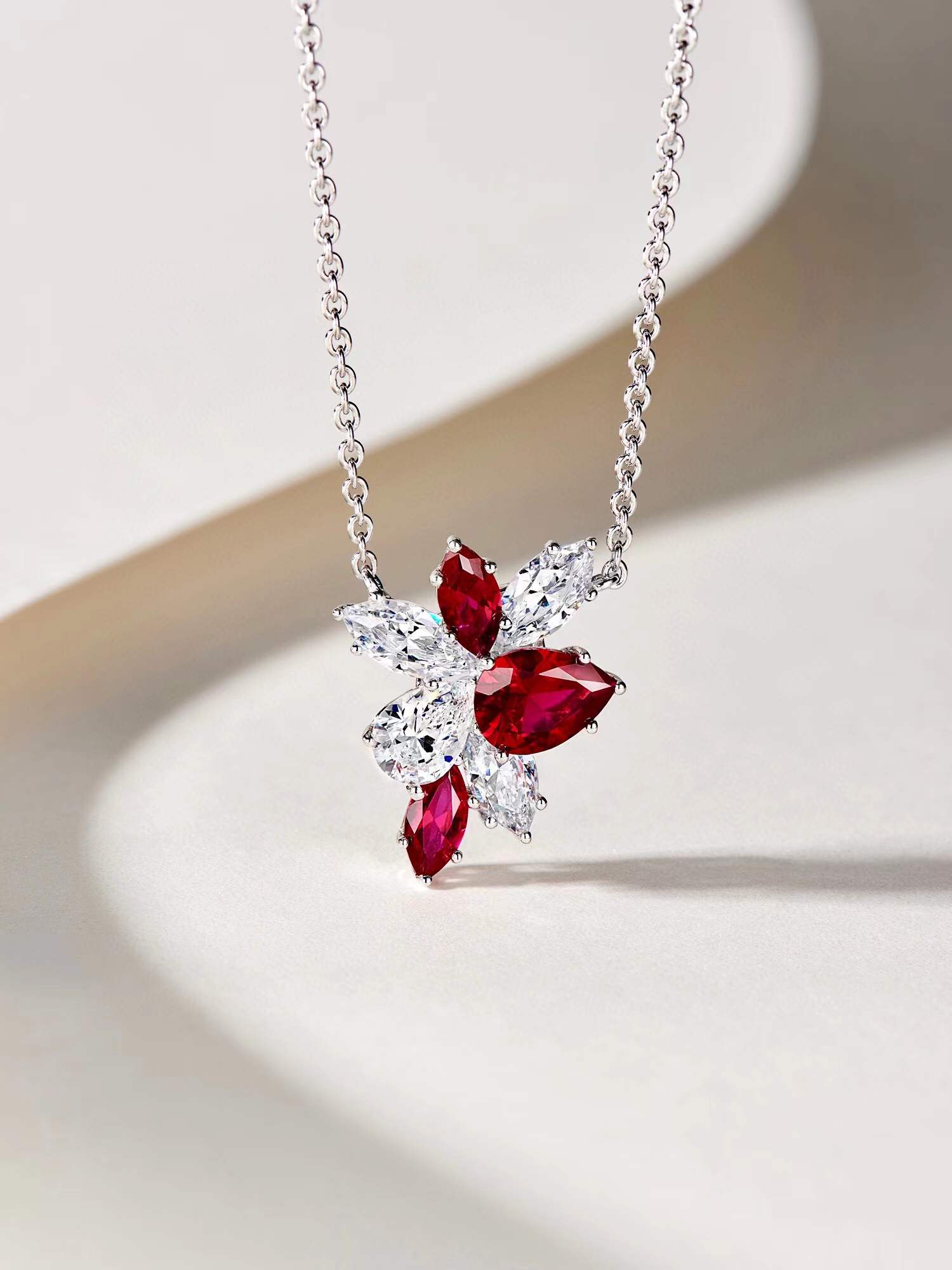 S925 Sterling Silver Ruby sieraden Sets voor vrouwen Crystal Zirkoonbladeren Ketting Bruiloft Rode Gem Stone Oorring Waterdruppel Ontwerp