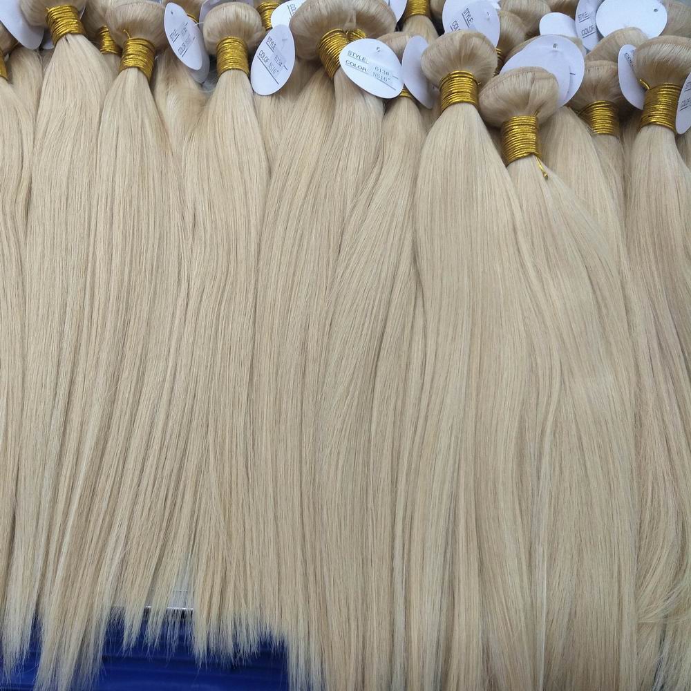 Blonde russe 613 trame de cheveux humains vierge non transformé droite / 300g grande vente de nouvel an