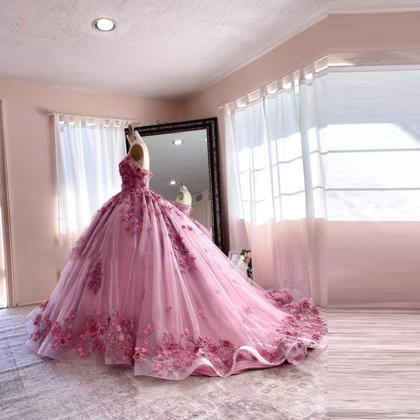 New Pink Quinceanera Dresses 3D Appliques Beading Sequin Sweetheart Handmade Flower Ball Gowns Vestidos De Fiesta