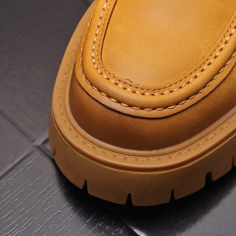 2023 Klassiker Mens Casual Shoes Fillister Head Dress Shoes Loafers h￶jer skor M￤ns l￤genheter Comforet K￤ndisskor