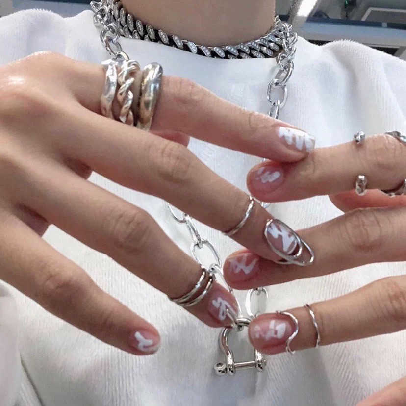 Pierścień Solitaire Trend Nowy metal dhinestone dla kobiet paznokcie paznokci stal nierdzewna moda moda biżuteria Y2302