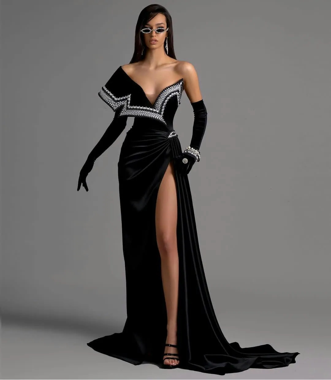 2023 Black Velvet Evening Gowns Sweep Train the Shoulder Mermaid Prom Dresses High Slit Pearls vestidos 공식 Cele GW0210