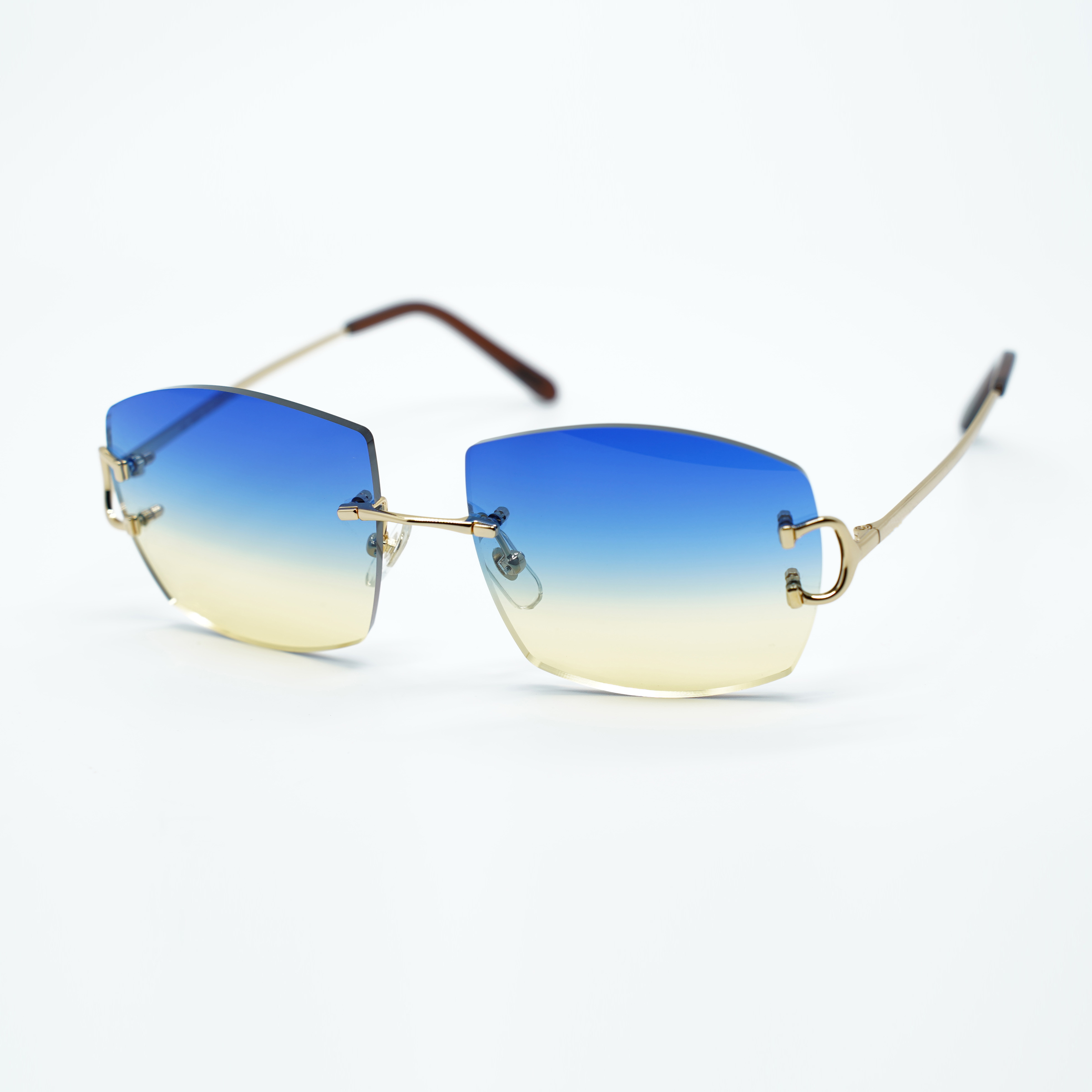 Sonnenbrille aus Metallkrallendraht A4189706 mit 60-mm-Glas und 3,0 mm Dicke3178