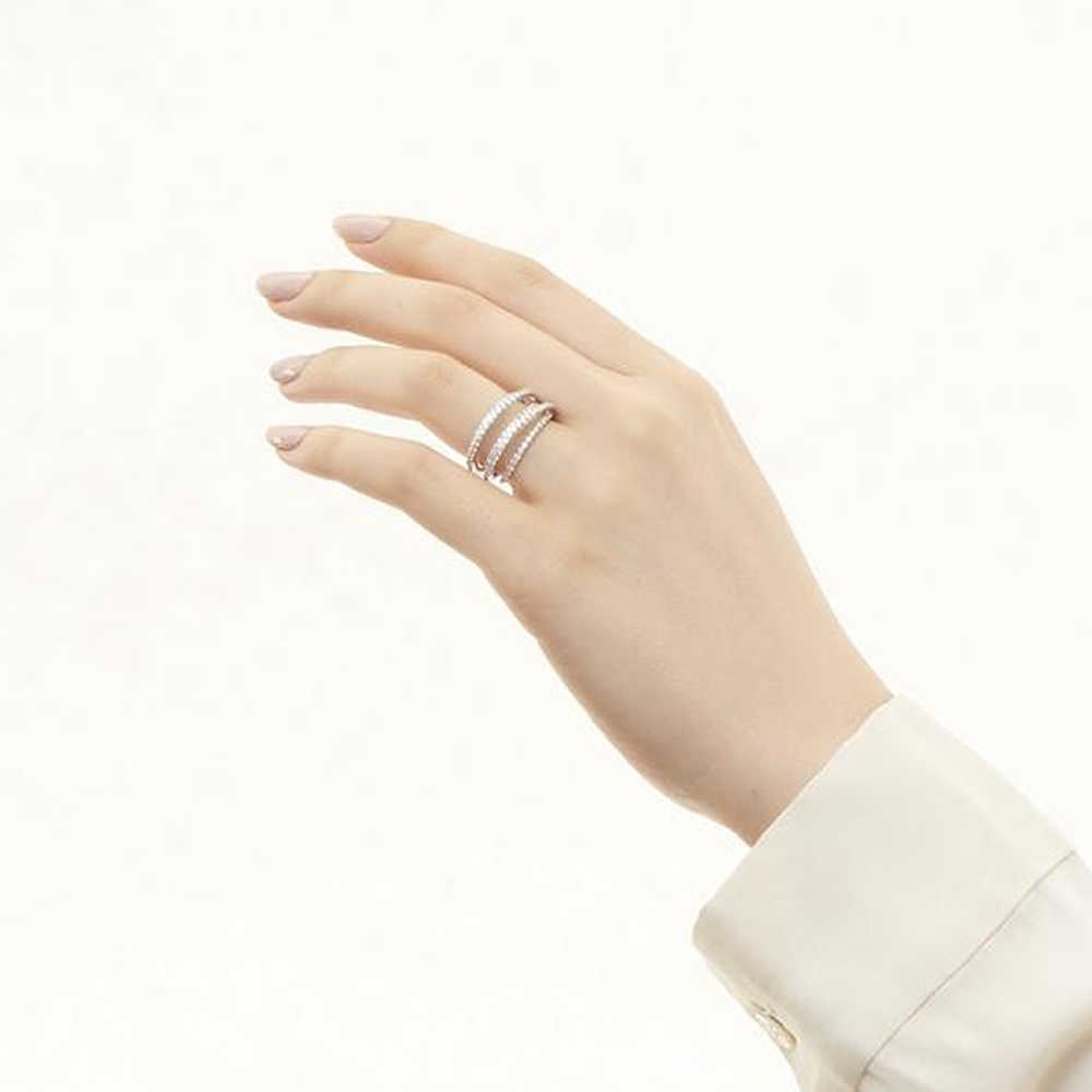 Solitaire Ring Huitan Fashion Cross Cubic Zircon Finger for Women Versatile Design Kvinnlig parti dagligen slitage 2022 Moderna trendsmycken Y2302