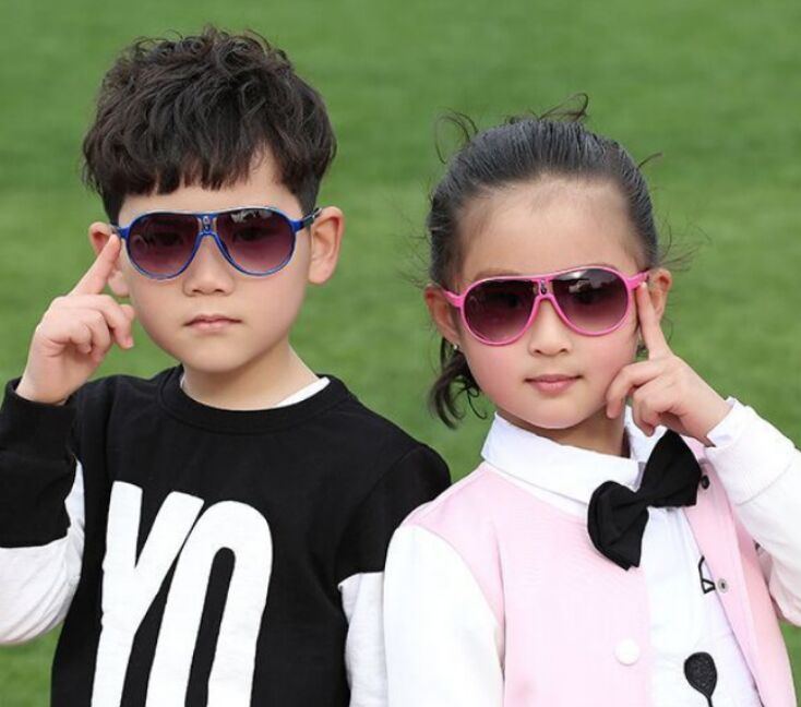 2023 어린이 태양 안경 패션 패션 아기 선글라스 어린이 태양 안경 해변 장난감 UV400 선글라스 공장 공급