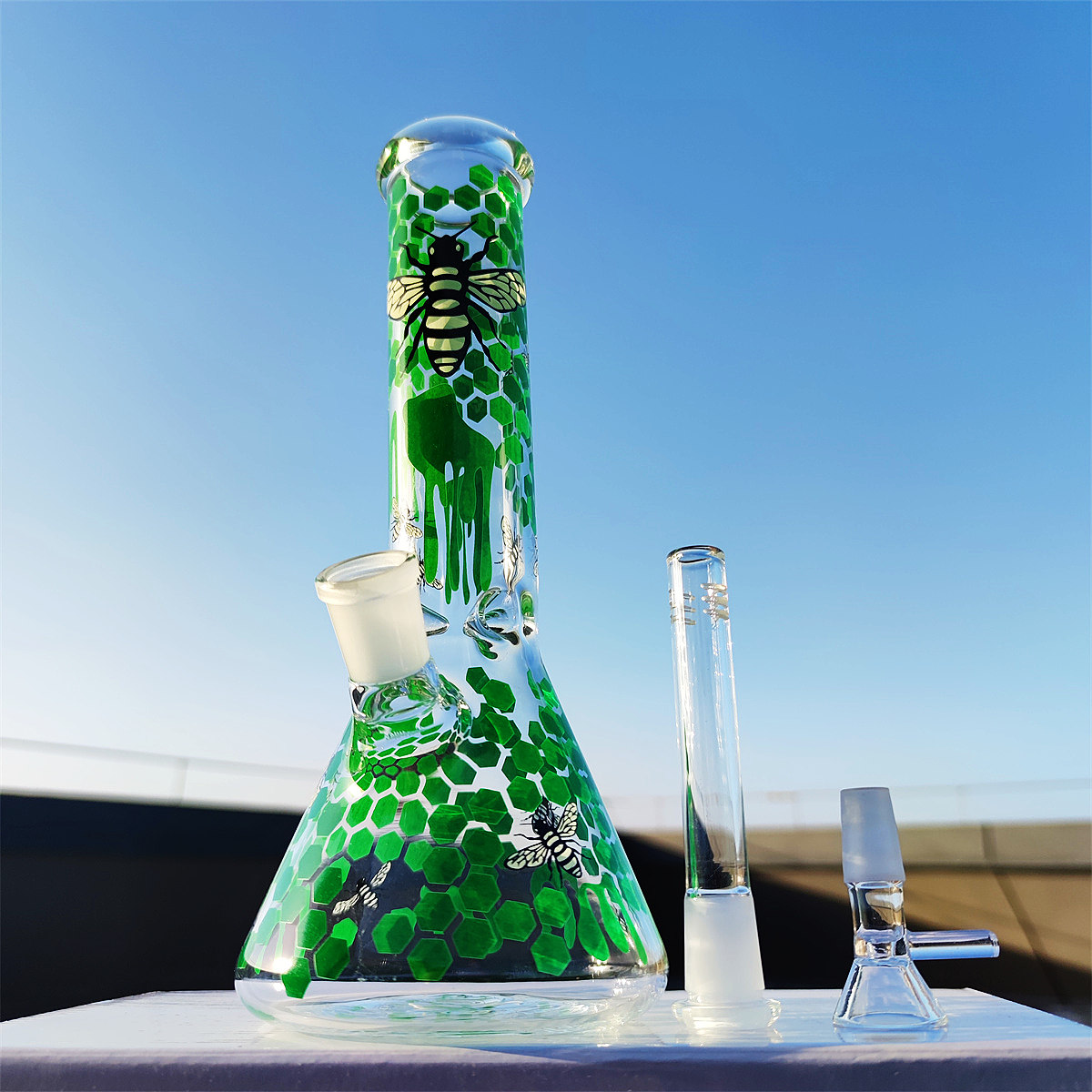 ダークフッカーの塊の塊に10インチの頭の輝き緑の巣緑色のガラスビーカーボンハロウィーンパイプガラス水ボトル14mmボウル幹