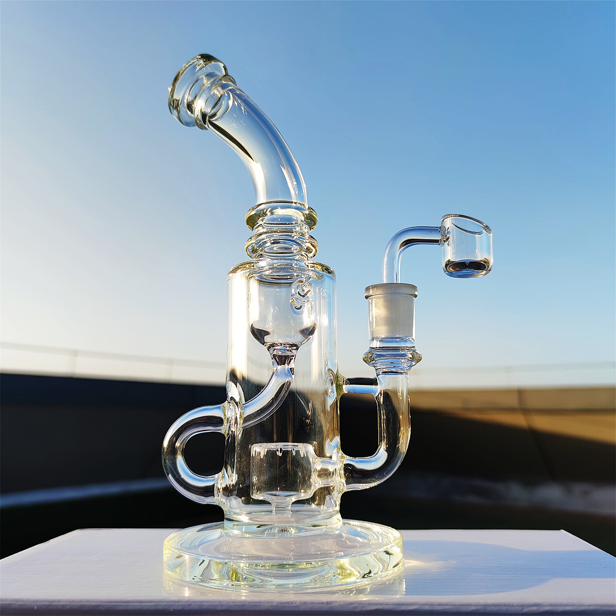 2022 Twin Chamber Clear Luxury 9inches Hookah Glass Bong Dabber Rig Recycler Pipes Water Bongs r￶kr￶r 14,4 mm Kvinnlig fog med vanlig sk￥l