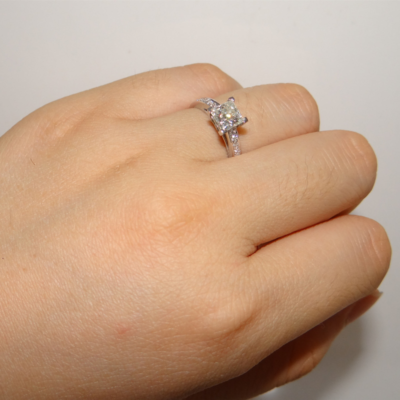 Jewelry Fashion Rings for Women Sier Color Simple Design Princess Square Wedding Engagement Bijoux CC631