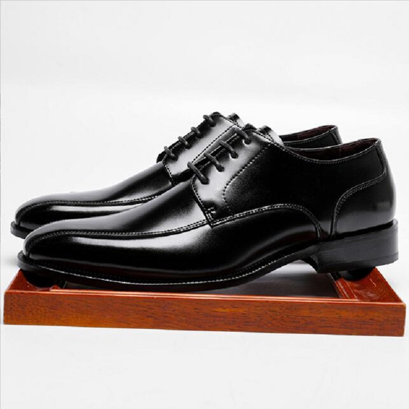 2023 Scarpe da uomo in pelle di vacchetta di qualità dei nuovi uomini British Business Extra Size 38-44 Scarpe da uomo in pelle morbida da uomo in pelle spaccata D2a9