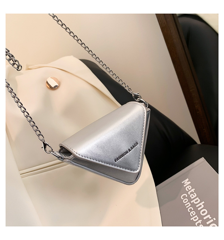 Fashion Mini girls Princess handbags letter triangle style casual children change purse one shoulder cute kids tide crossbody bags F1545