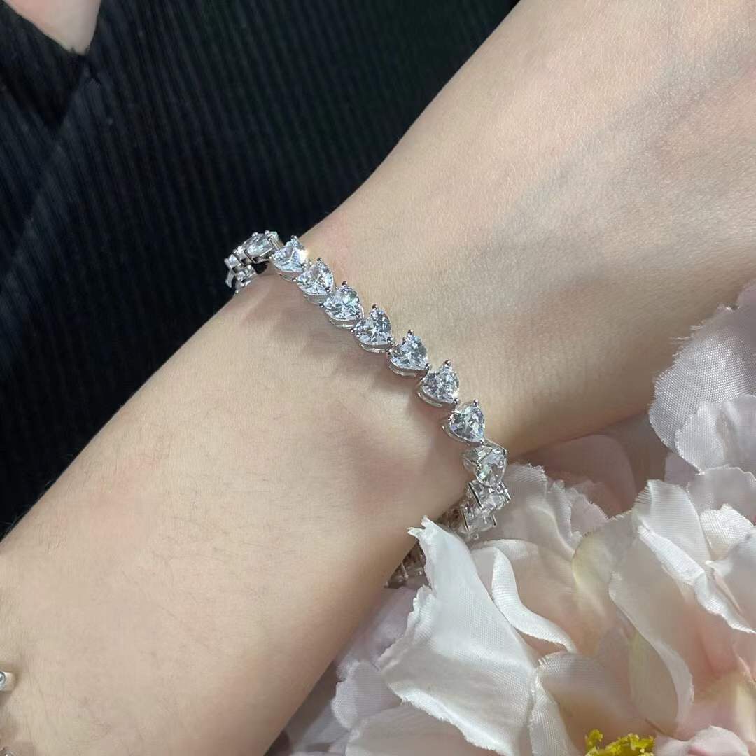 Classic 925 Sterling Silver Crystal Heart Tennis Bracelet Women White Zircon Chain Jewelry Wedding Engagement Ice Diamond Bangle