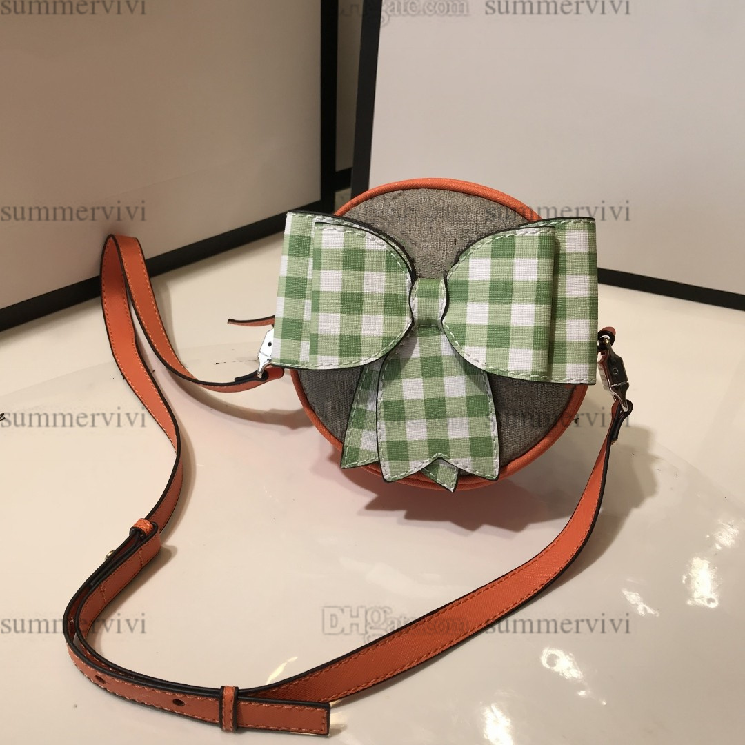 Designer Children Letter Printed Circular Handbags Kids Checkered Bow Messenger Påsar 2023 Luxury Big Girls Single Shoulder Princess Bag A9605VV