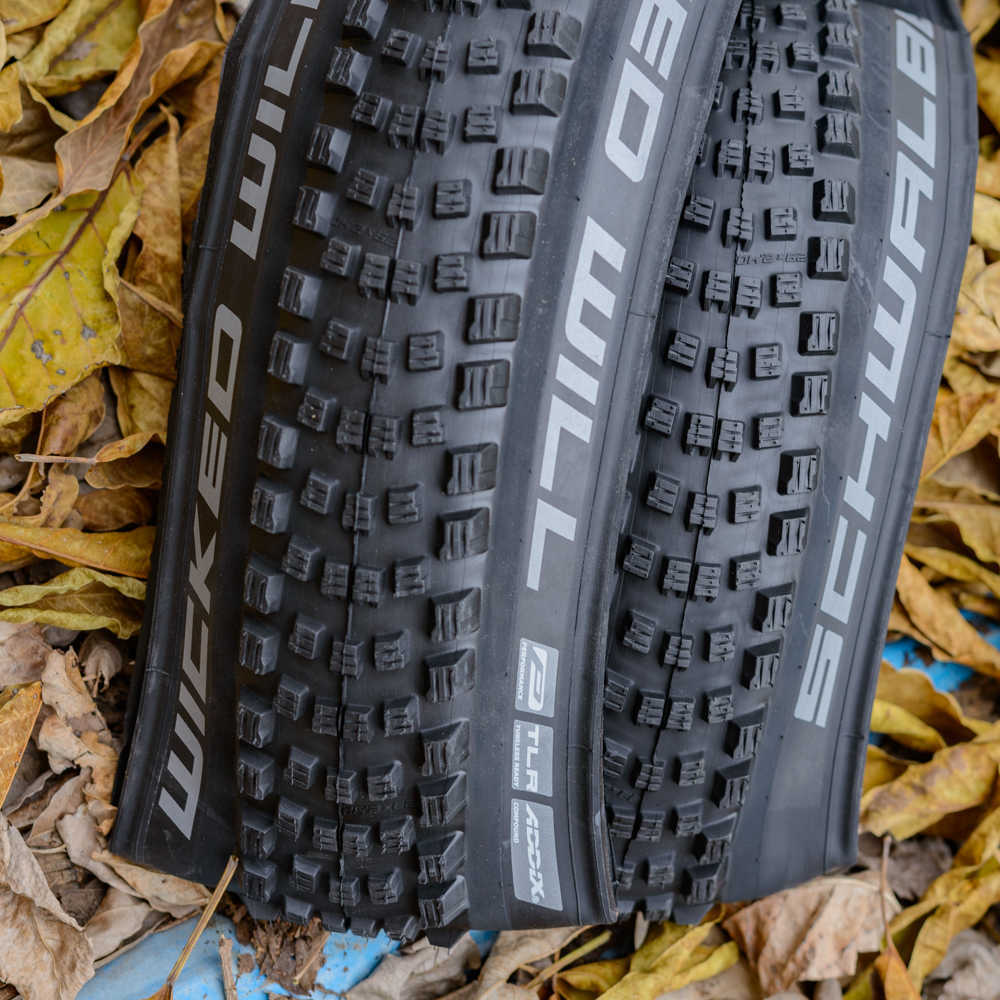 タイヤSchwalbe Wicked Will 62-622 29x2.40Inch折りたたみ自転車タイヤパフォーマンスtubless tlrマウンテンバイクタイヤmtb xcサイクリングパーツ0213