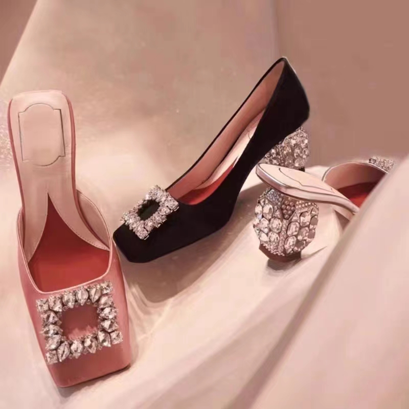 Square Toe Satin Crystal-embellished Slippers Women Buckled Round Heeled Slipper Sandals Sliver Black Luxury Designer Party Shoes