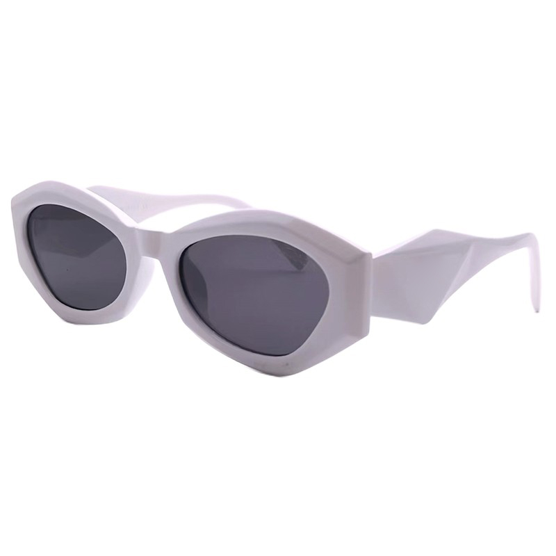 Designer Solglasögon för kvinnors modestil skyddar UV400 -lins Original glasögon generös avant garde stil män och kvinnor ut3294