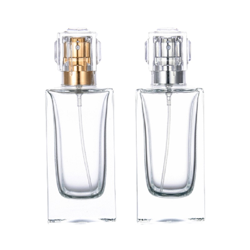 50mlパッキング空の香水ガラスボトルスクエアシェイプゴールドシルバースパリアプレスポンプ付きポータブル補充可能な化粧品パッケージングコンテナ