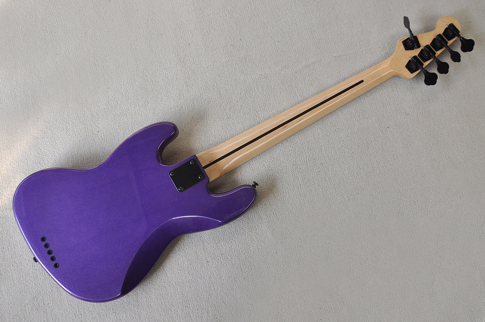 Factory Custom 4 e 5 Strings Bass Guitar Metal Metal Purple Maple Fingboard Oferece Personalizado9290376