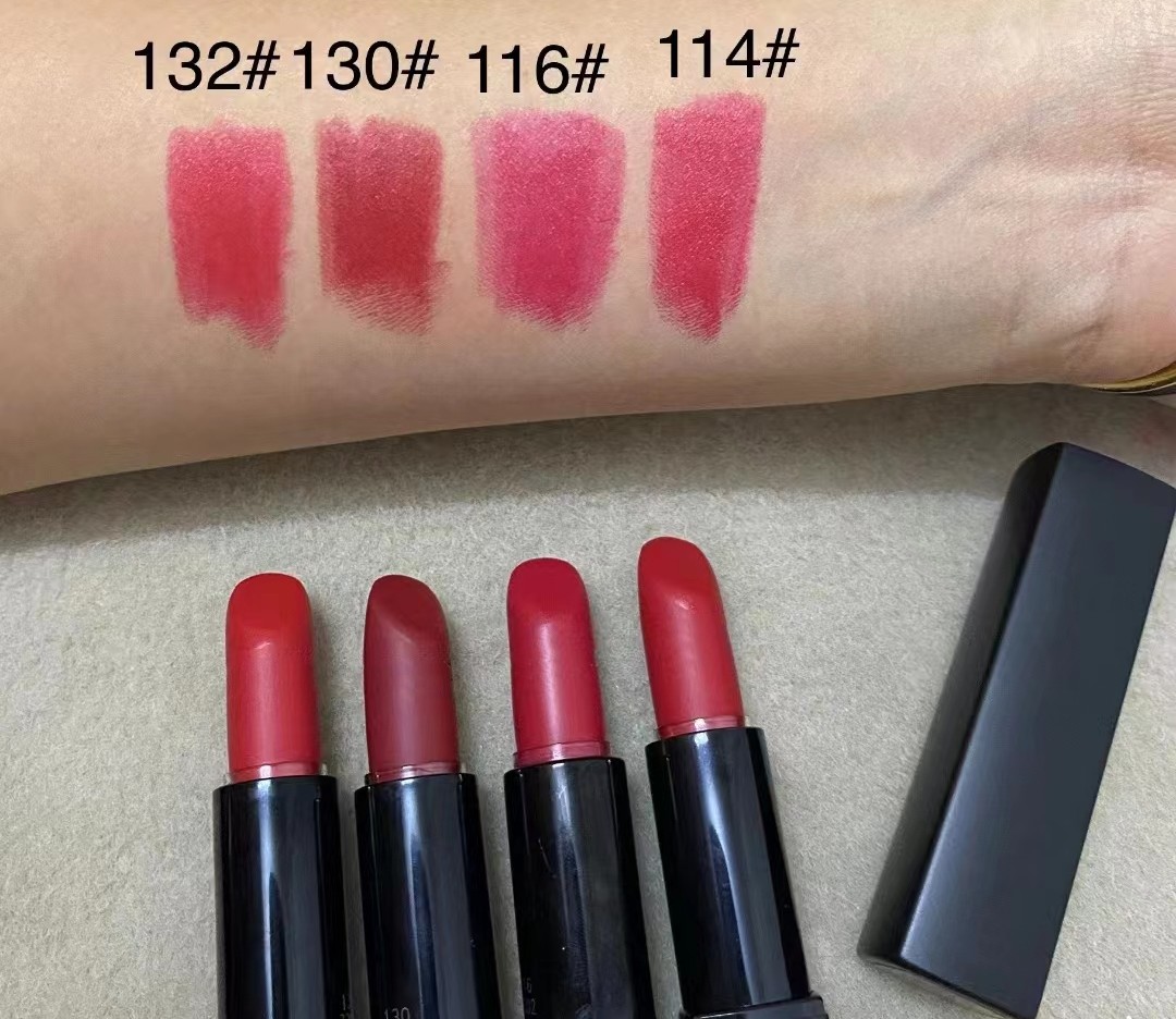 Rouge Allue Velvet Extreme Lipstick Lipsticks 3.5 Lip Gloss Long Limgloss في 4 ظلال