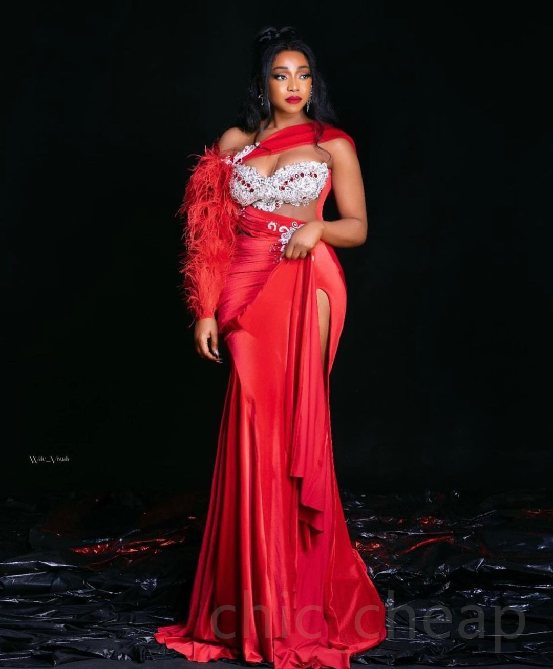 2023 Arabe Aso Ebi Rouge Sirène Robes De Bal Dentelle Perles Cristaux Soirée Formelle Deuxième Réception Anniversaire Robes De Fiançailles Robe ZJ733