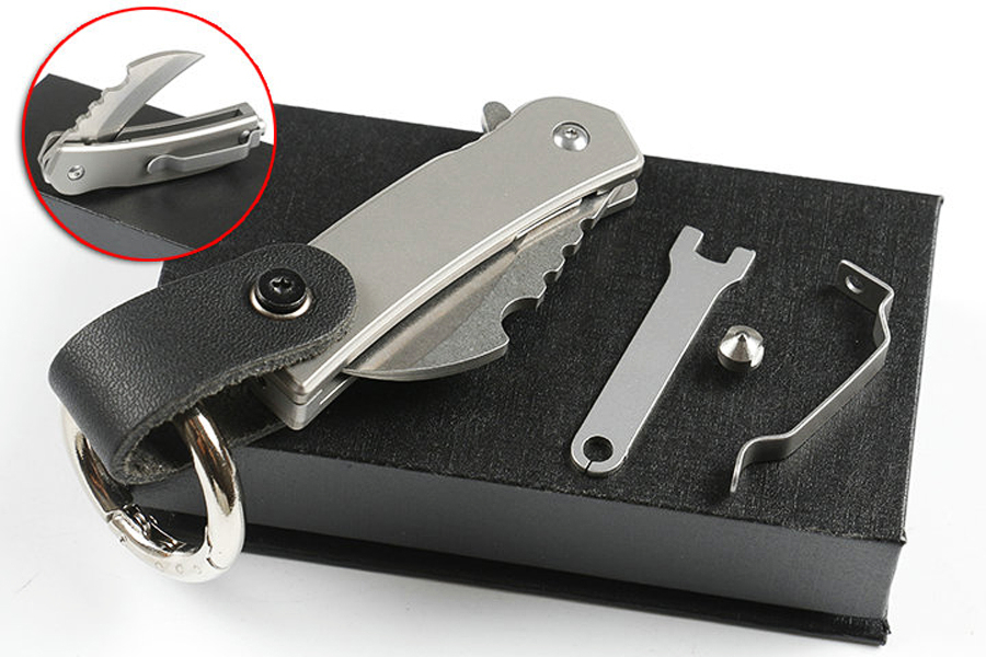 Fabrikspris Small Karambit Claw Flipper Folding Knife D2 Stone Wash Blade TC4 Titanium Alloy Handle EDC Pocket Knives With Repair Tool