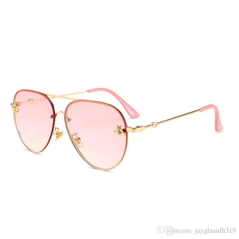 2023 Marque design Lunettes de soleil femmes hommes designer bonne qualité mode métal lunettes de soleil surdimensionnées vintage femme mâle UV4002516