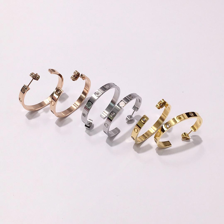 2023 Titanium steel gold hoop stud earring for woman exquisite simple fashion C diamond ring lady earrings jewelry gift248k