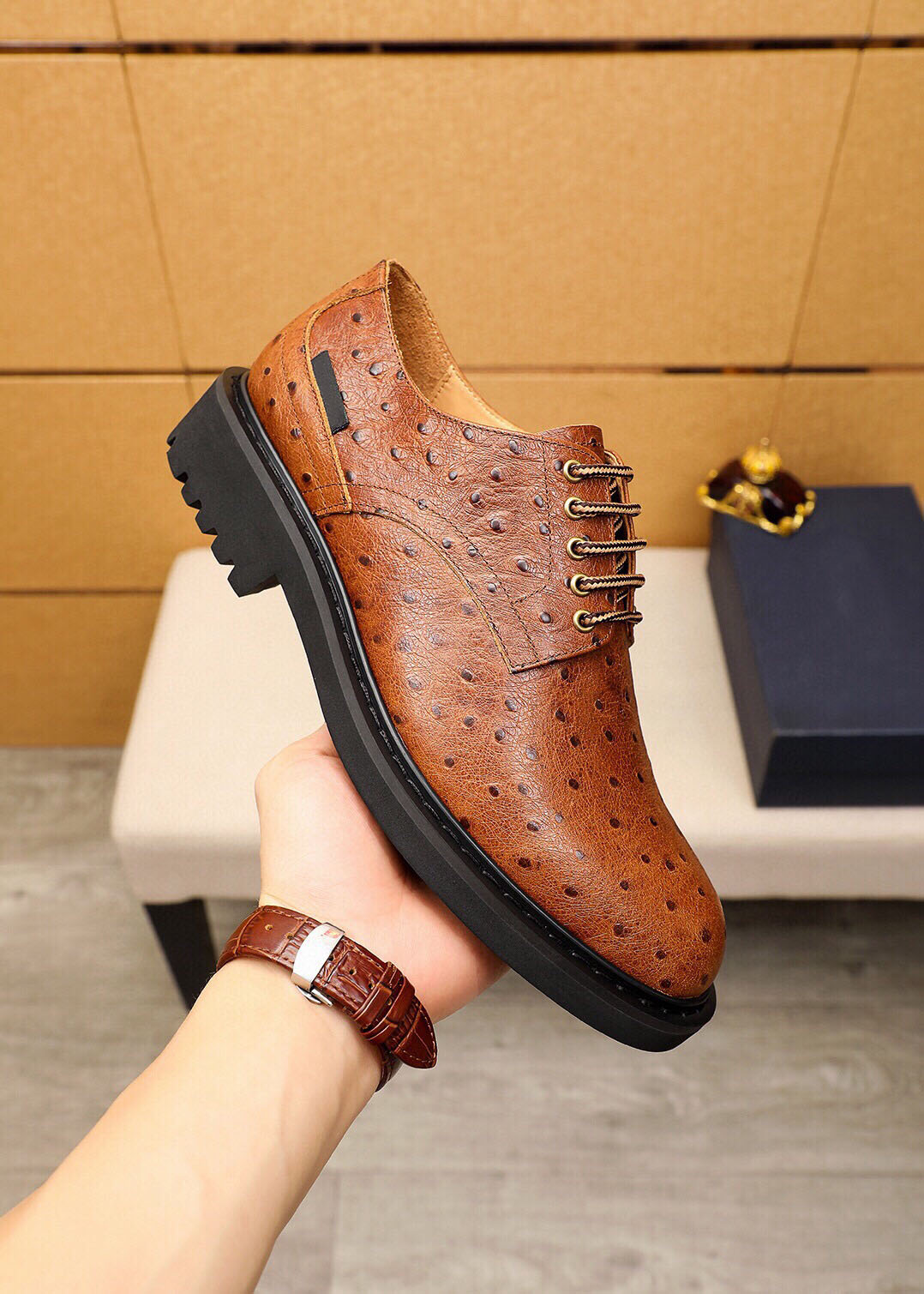 2023 New Mens Dress Shoes 고품질 정품 가죽 플랫 신발 비즈니스 클래식 남자 브랜드 파티 웨딩 옥스포드 크기 38-45