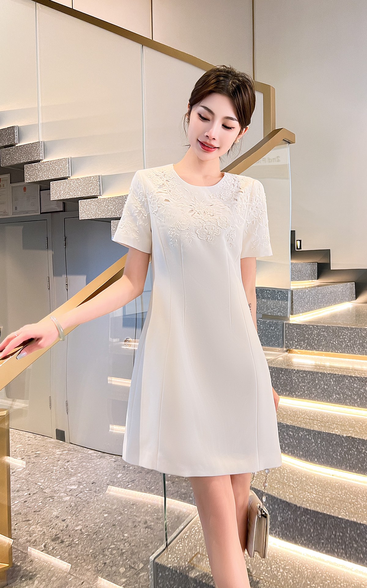 2023 Print Lapel Classic Shirt Sukienki Midi Designer Designer Sukienki z długim rękawem swobodne wakacje Slim A-Line Srain