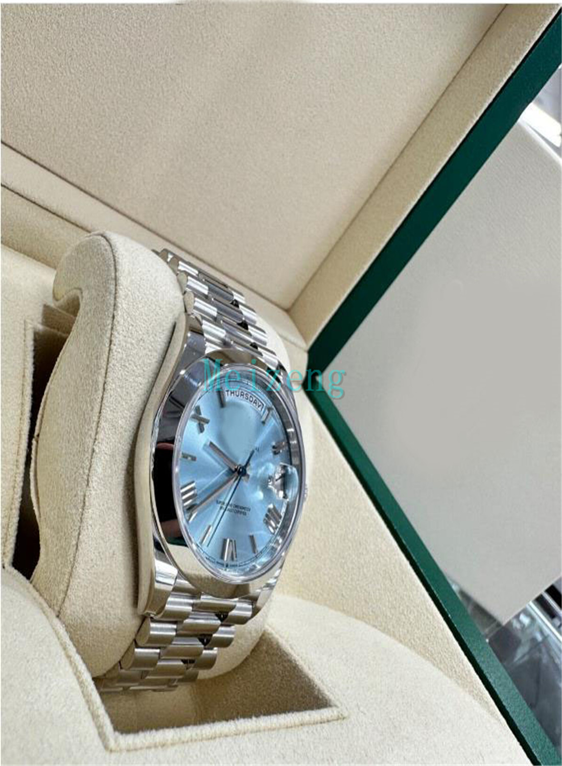 2023ダイバースポーツリストウォッチ社長40mmデイデート228206 Platinum Ice Blue Roman Dial Brand New Men's Automatic Watch294f