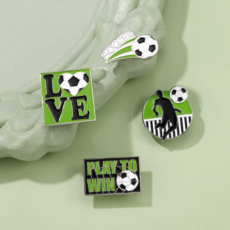 Football Lovers Souvenir Clothes Brooches Star Square Heart Letters Corsage Badge For Backpack Cowboy Ornaments Accessories