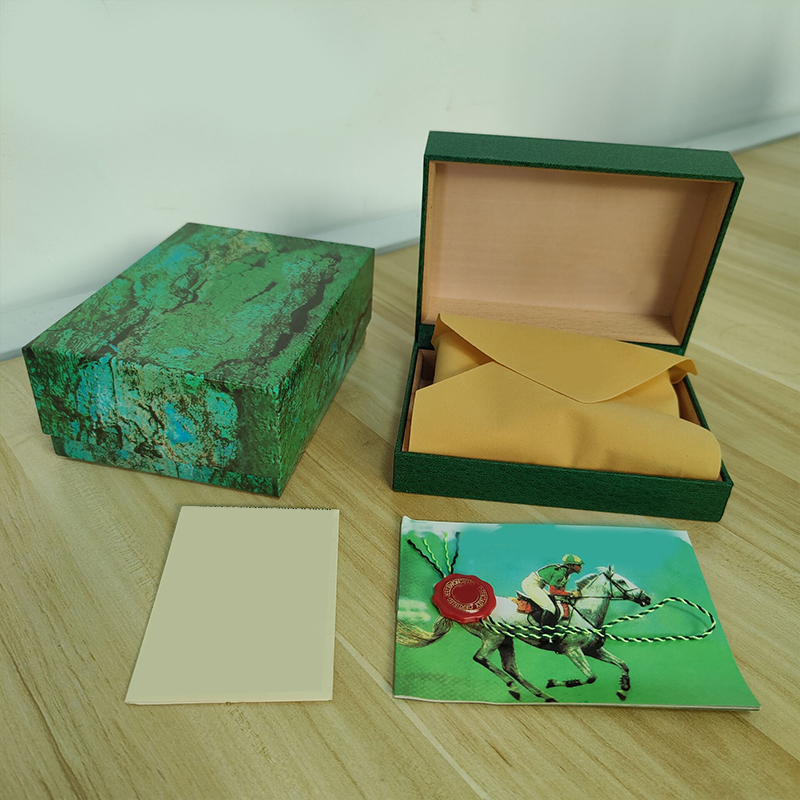 boîtes de montres pour hommes de créateurs Montre vert foncé Dhgate Box Cadeau de luxe Woody Case pour montres Yacht montre Livret Carte Tags Montres B314h