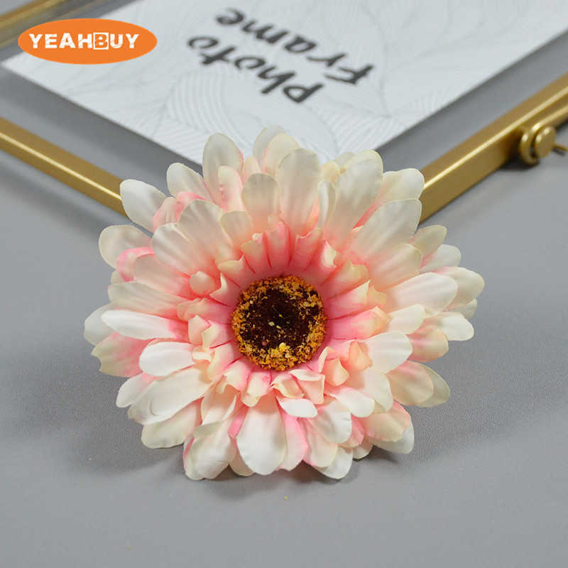 Dekoratif Çiçek Çelenkleri 10cm Yapay İpek Gerbera Çiçek Kafaları Ghrysanthemum Daisy Fo Diy Saç Aksesuar Düğün Ev Bahçesi Buket Dekoratiive