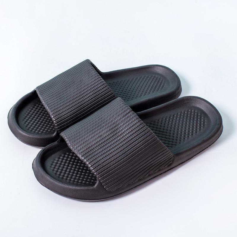 Slippers Summer Men Women Indoor Cool Soft Bottom Sandals Trend Luxury Slides Designer Light Beach Shoes Home Slippers