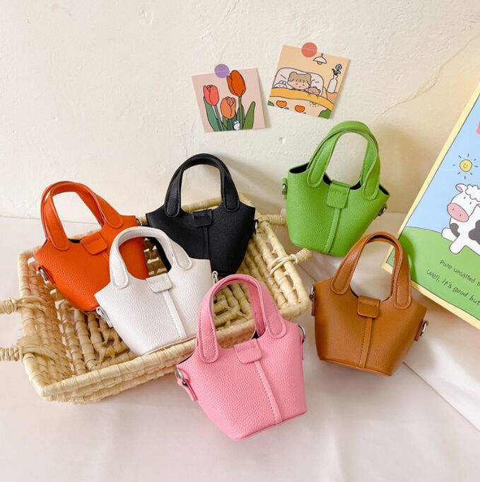 Spring Children Handbag 2023 Girl's Hand Carry Bags Simple Casual Cross Cross Body One Bags Sacs Baby Coin Purse