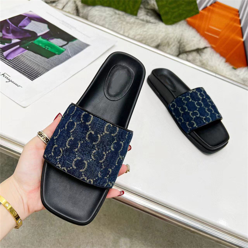 Designer women's Slippers Fashion leather sandals EVA platform casual seaside Resort beach shoes 35-44 with box