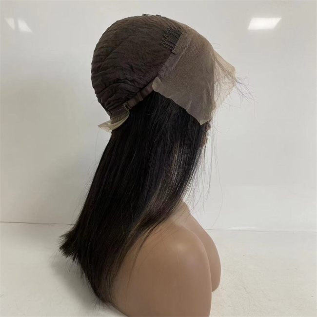Europeiskt jungfruligt mänskligt hår 14 tum silkeslen rak bobstil naturlig färg 150% densitet 13x4 spetsfront peruk för svart kvinna
