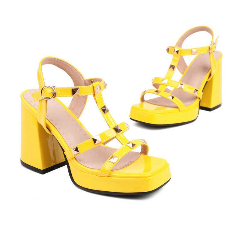 Colore brillante Arancione Giallo Lady Summer Dress Shoes T-strap Open Toe Block Sandali con tacco alto Piattaforma con rivetti con borchie 0220