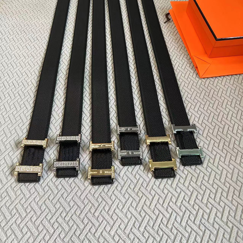 Designer belt Men belt leather material adopts lychee pattern design Business belt is available in various styles good nice