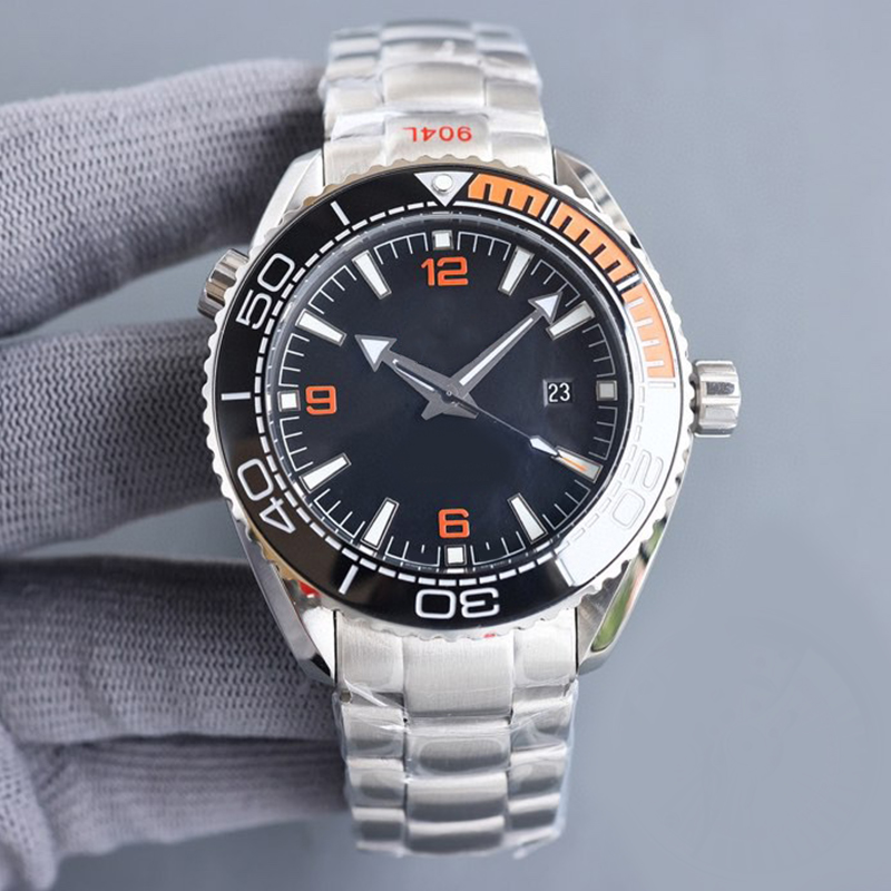 Tasarımcı Dhgate Mens Watches 43.5mm Otomatik Mekanik Açık Saat Seam Paslanmaz Çelik Bilezik Döner Çerçeve Çerçeve Yağkıda Su Geçirmez Montre De Luxe Saatler