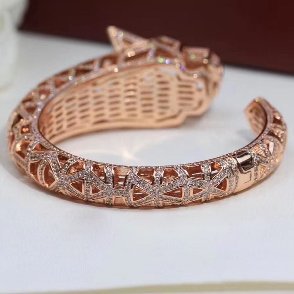 Design ritagliato Personalità prepotente Bracciale leopardato Bracciale Soldi caldi Spedizione gratuita Danza di lusso Dare regali Braccialetti di perforazione totali dorati