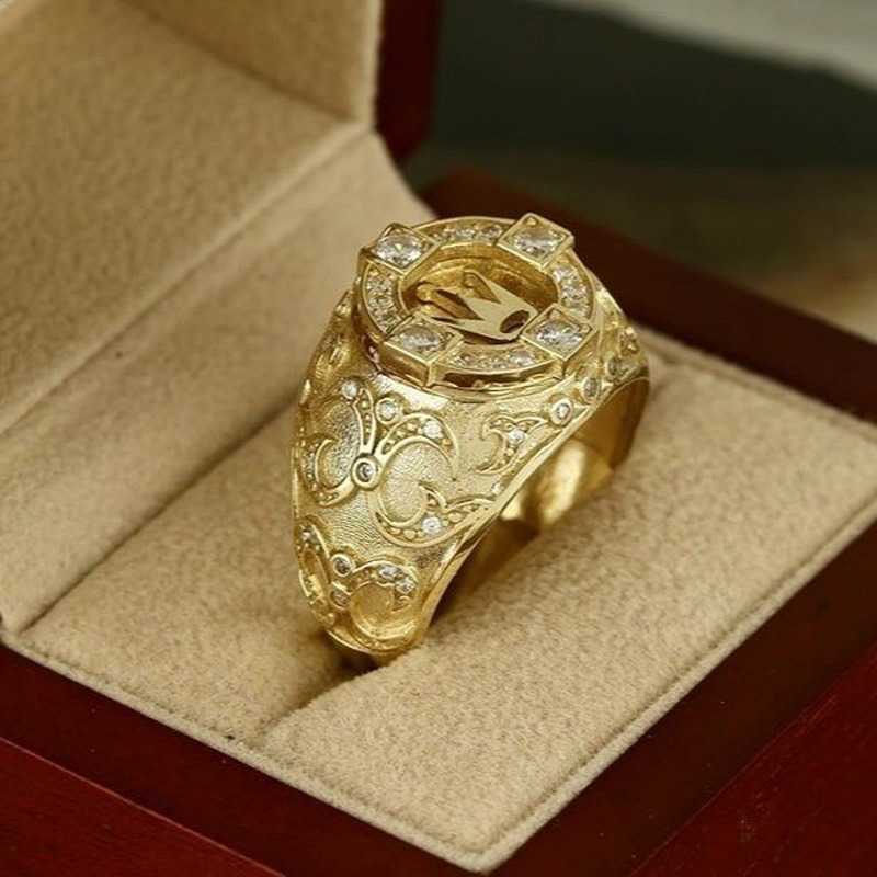 Bandringen Klassiek Goud Kleur Ringen voor Mannen Goud Kleuren Ingelegd met Witte Zirkoon Kroon Punk Ring Vriendje Partij Mode-sieraden G222g