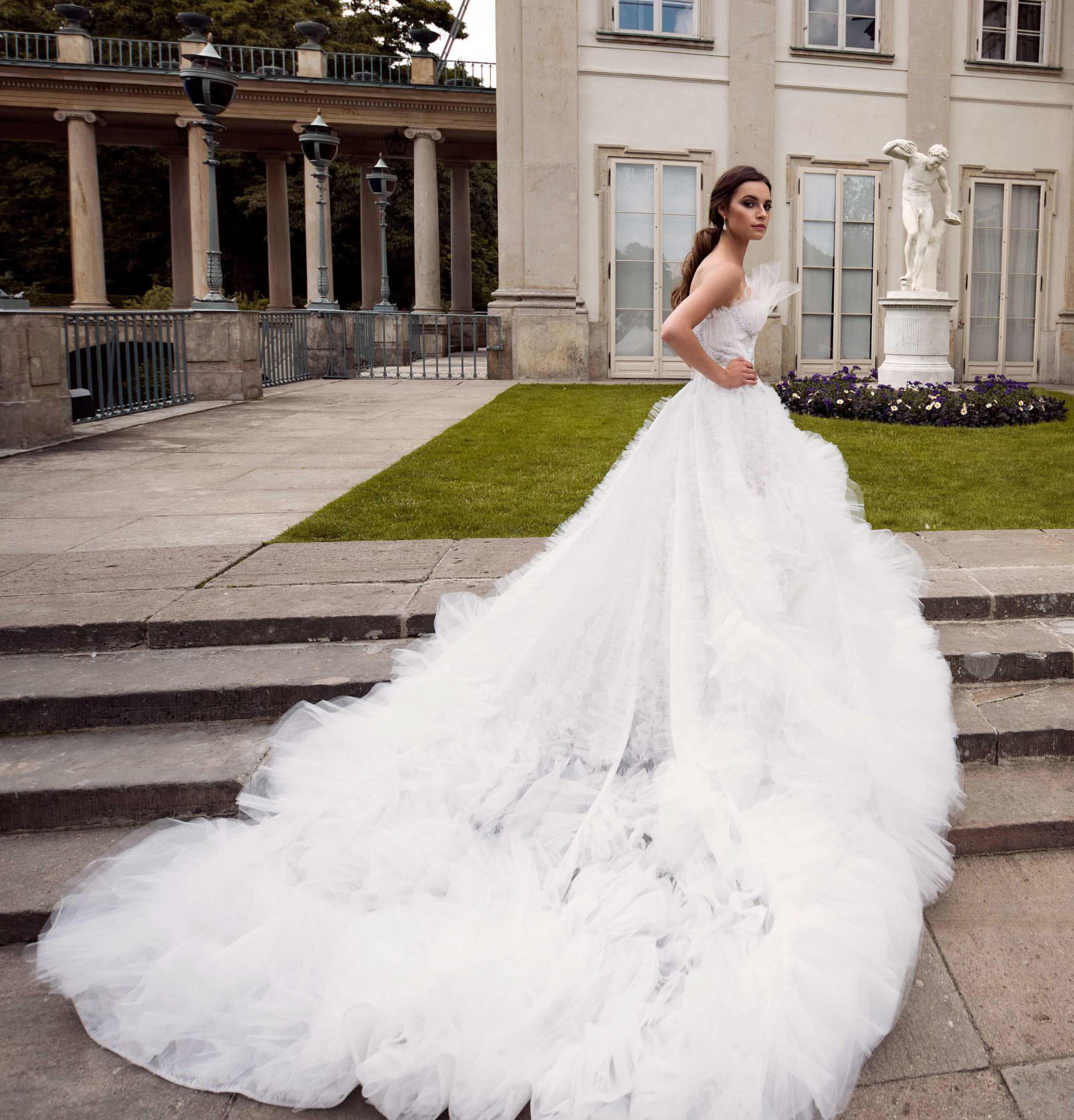 A-line suknia ślubna sukienki ślubne koraliki kwiatowe Sweet Szyja Big Brush Train Place bez ramiączek