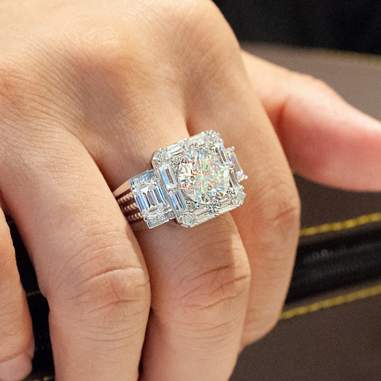 結婚式メンズモアッサナイトリングシルバープリンセスカット CZ 石の婚約指輪女性のためのジュエリーギフト