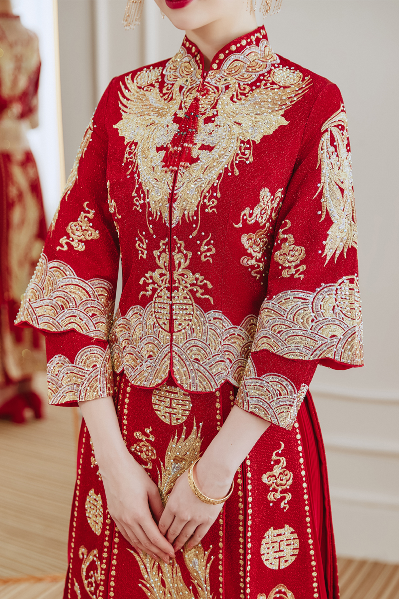 Tendance traditionnelle Xiuhe Vêtements ethniques époux de mariée 90 kg peut porter un costume de cérémonie de mariage chinois Femmes Femmes Robe de mariée de luxe