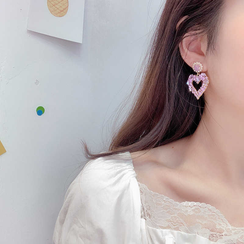 매력 한국 패션 중공 크리스탈 하트 이어링 라인톤 여성용 고급 보석 G230225를위한 긴 매달이 귀걸이